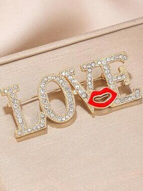 NEW LOVE Letter Brooch Sparkly Rhinestone Colorful Love Heart Cluster Lapel Pin